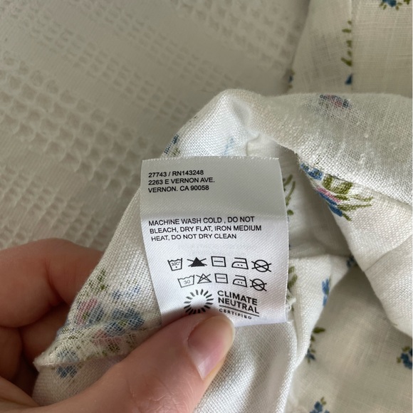 REFORMATION LINEN TOP - Picture 3 of 12